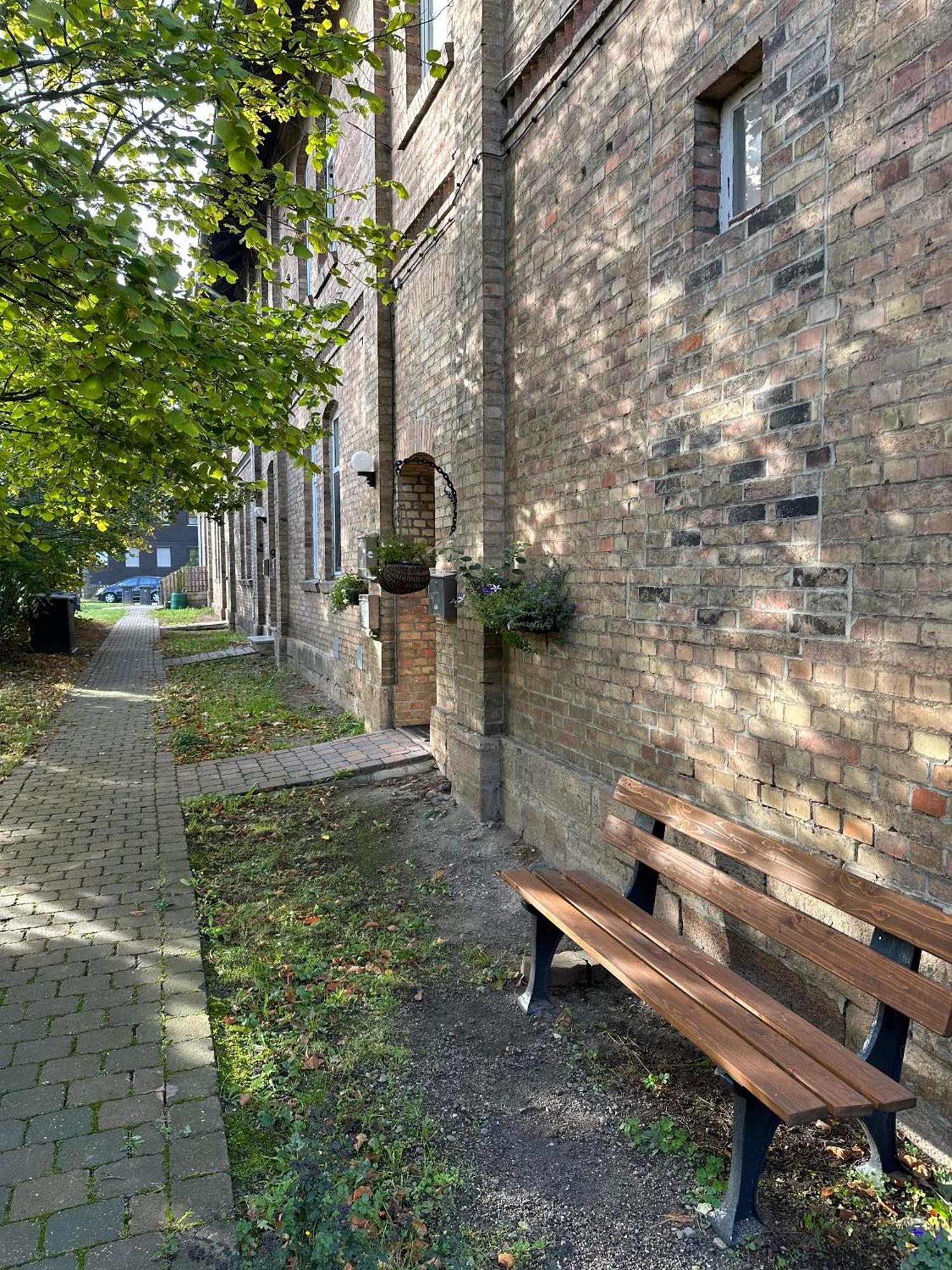 Seeufer #grosser Garten#seenaehe# Von Harztraveler *
